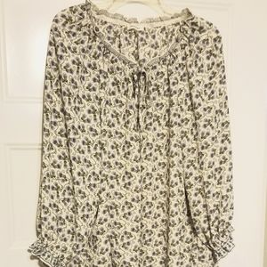 3/4 sleeve floral shirt